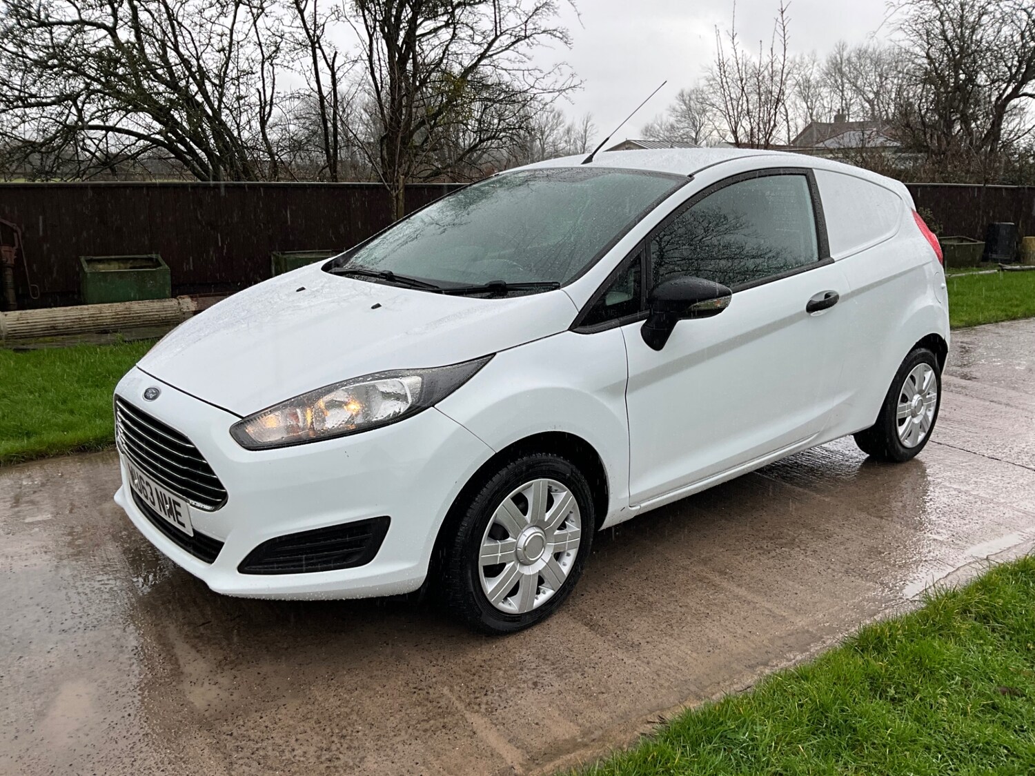 Used Ford Fiesta 2013 for sale - 77463946: Photo 3