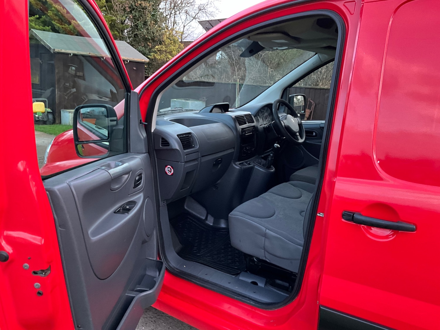 Used Peugeot Expert 2014 for sale - 77304010: Photo 10