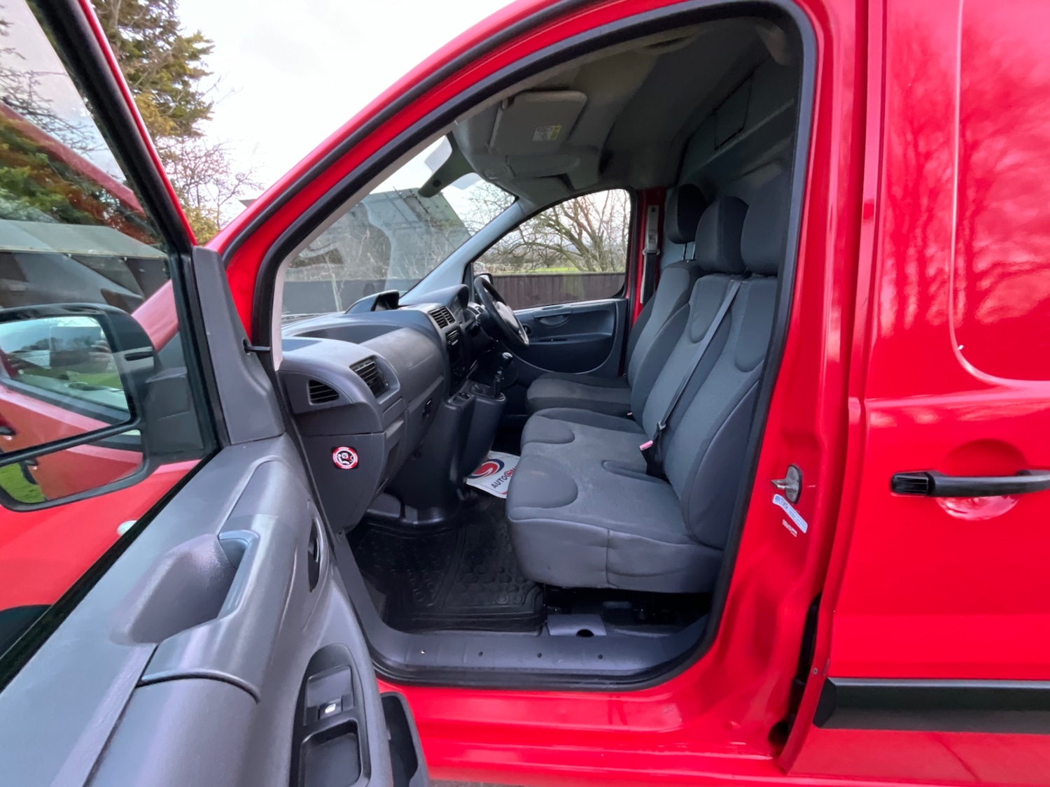 Used Peugeot Expert 2014 for sale - 77304010: Photo 11