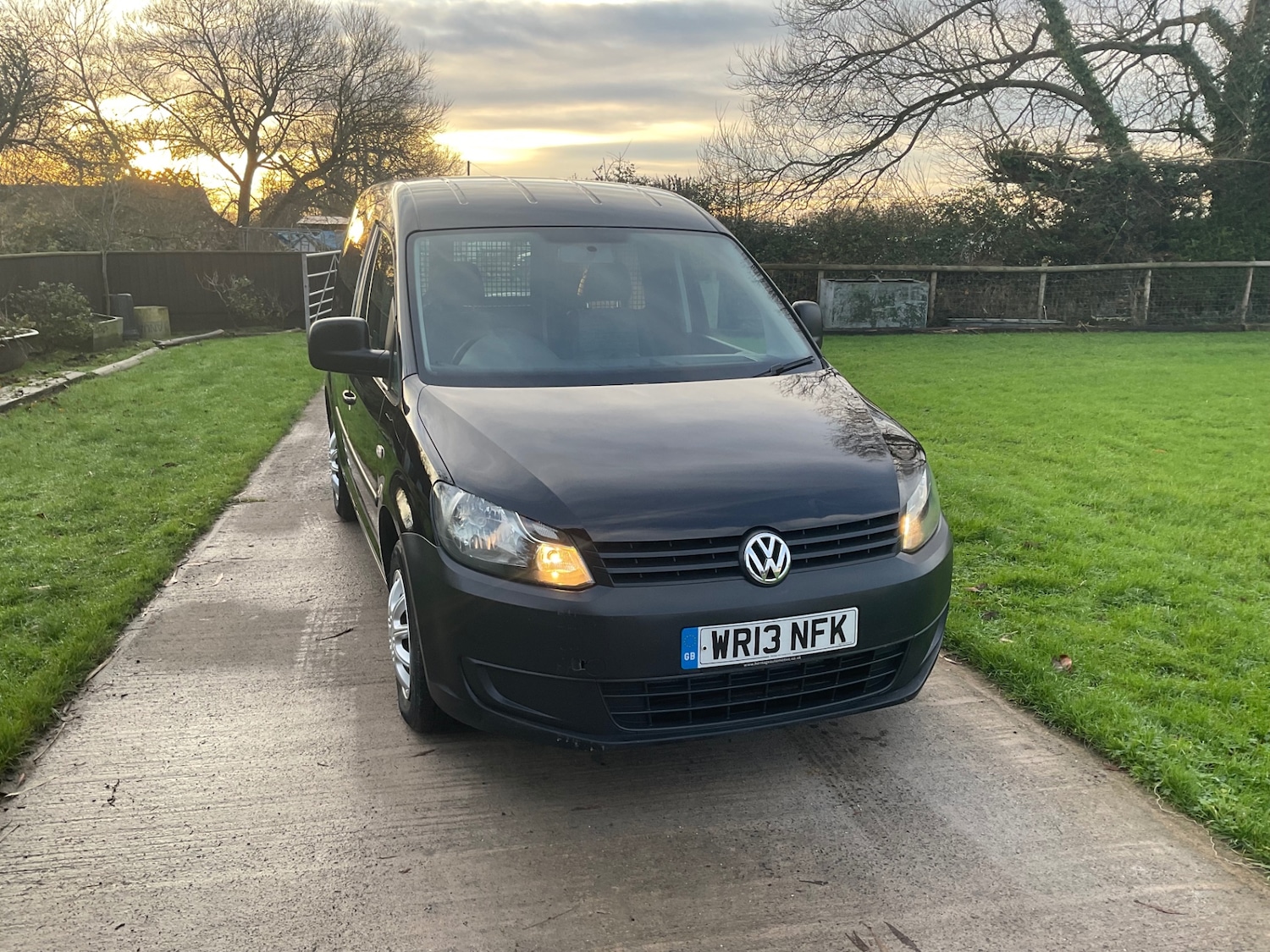 Used Volkswagen Caddy 2013 for sale - 76940039: Photo 2