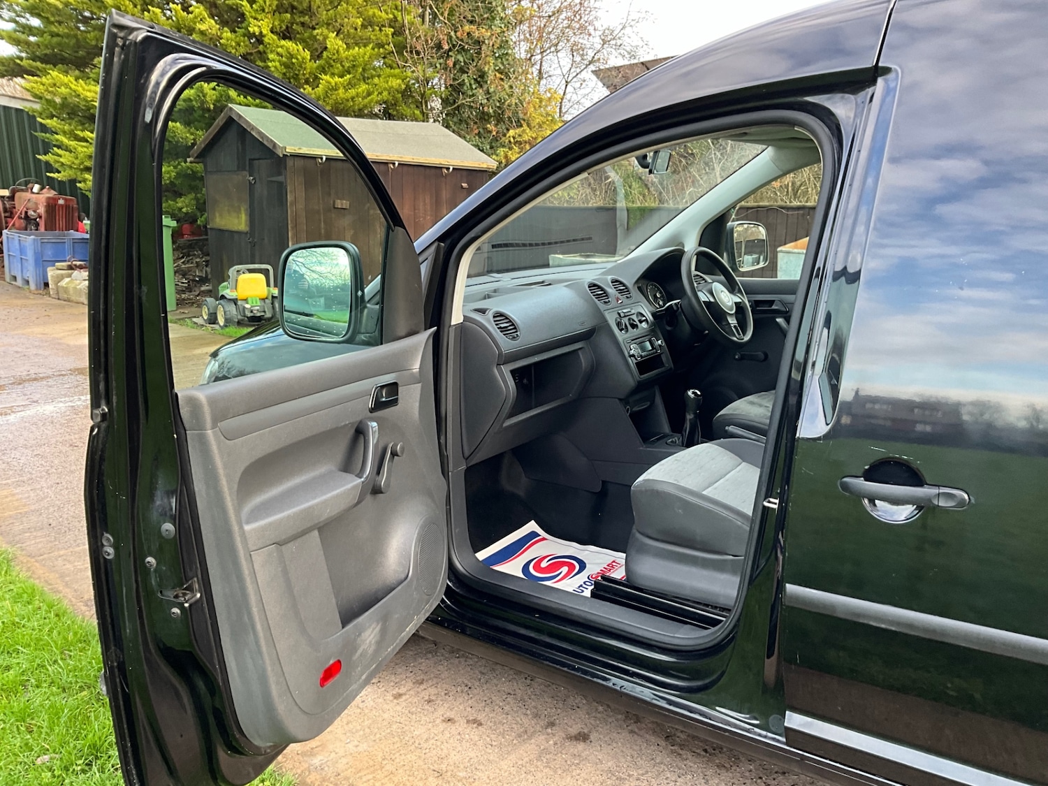 Used Volkswagen Caddy 2013 for sale - 76940039: Photo 9