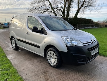 Used Citroen Berlingo 2018 for sale - 76958857: Photo