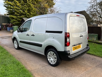 Used Citroen Berlingo 2018 for sale - 76958857: Photo