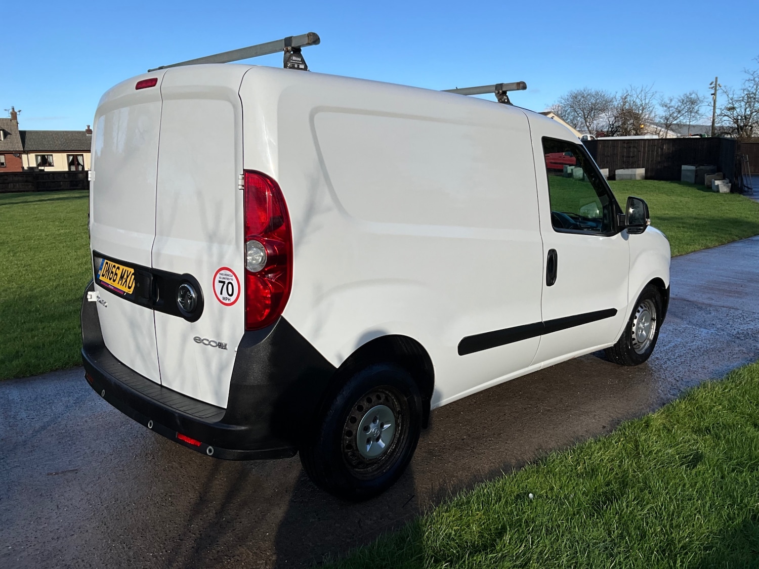 Used Vauxhall Combo 2016 for sale - 77221378: Photo 6