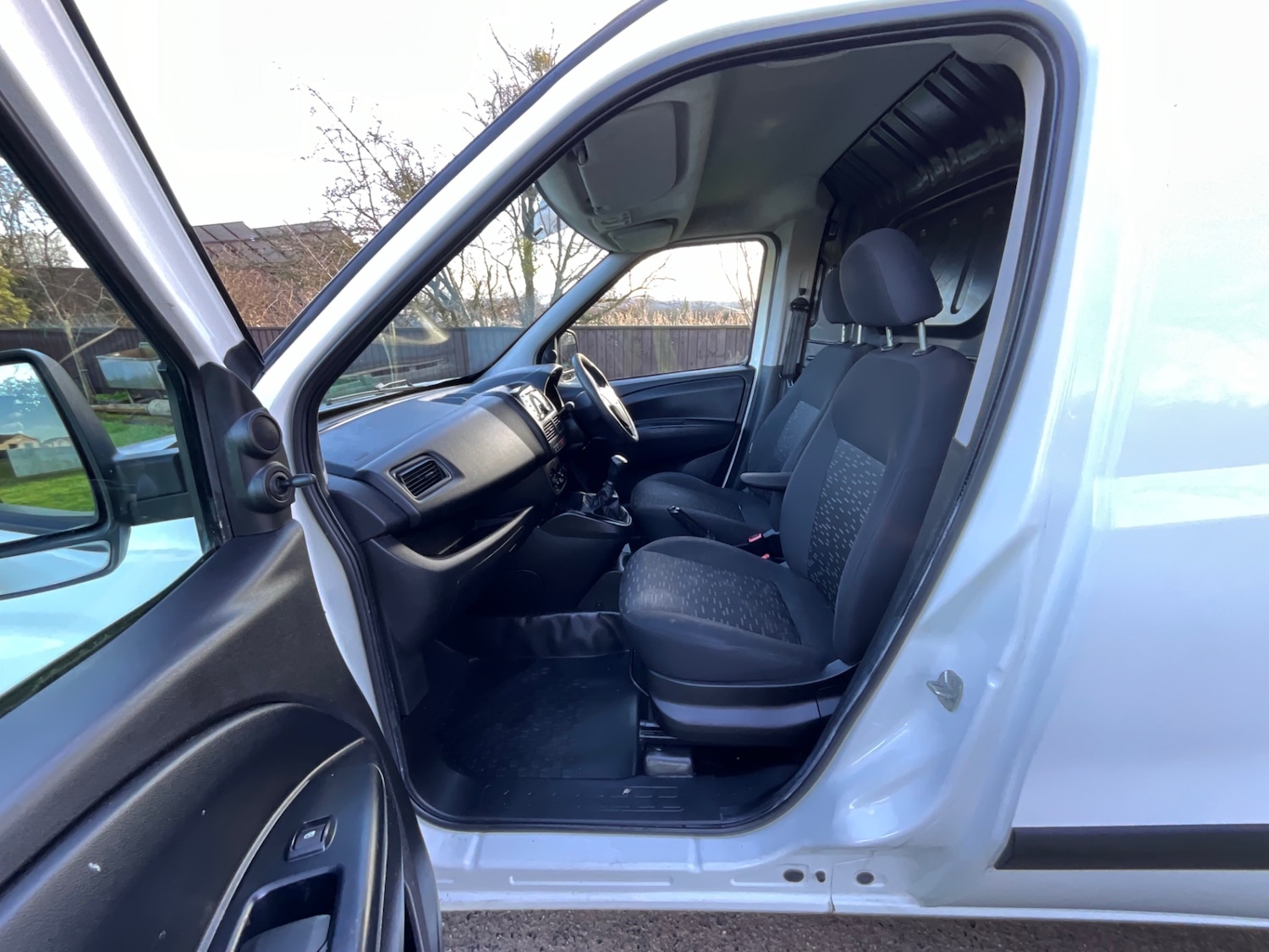 Used Vauxhall Combo 2016 for sale - 77221378: Photo 9