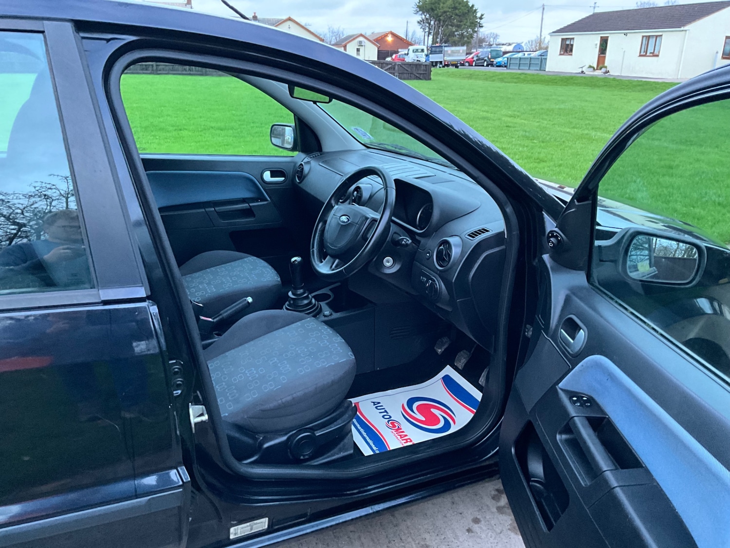 Used Ford Fusion 2005 for sale - 76931660: Photo 10