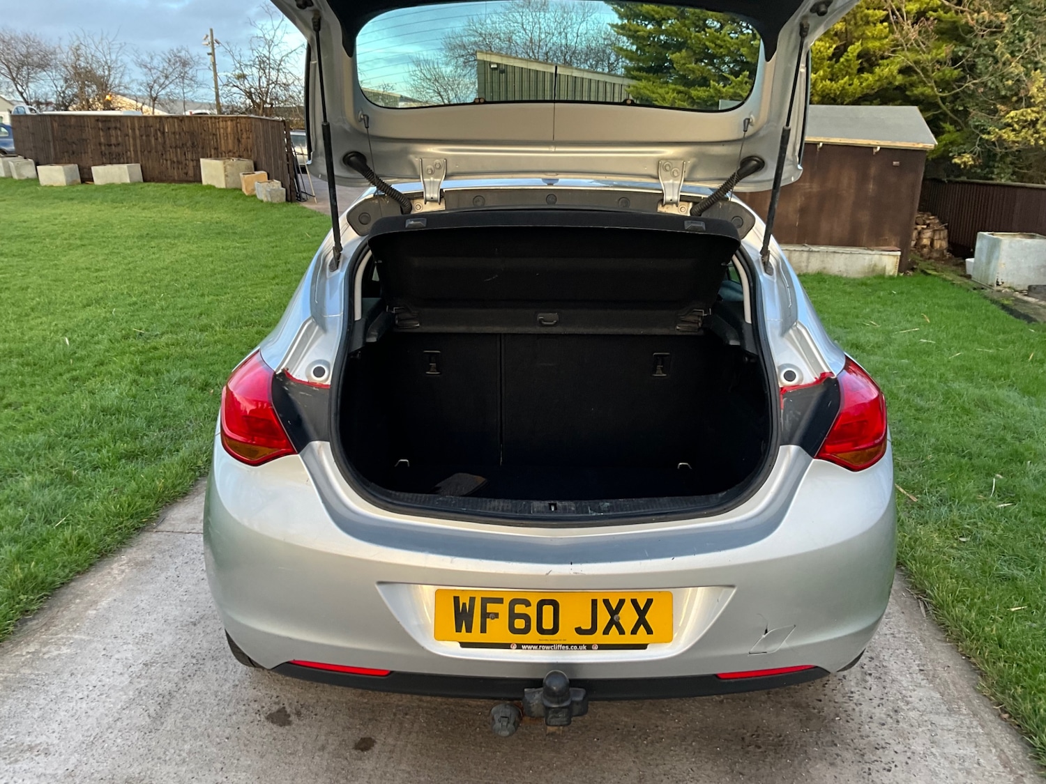 Used Vauxhall Astra 2010 for sale - 77340098: Photo 7