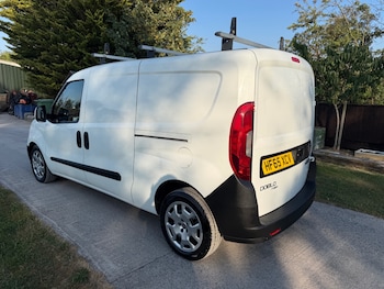 Used Fiat Doblo 2015 for sale - 79289663: Photo