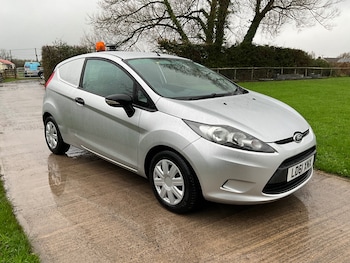 Used Ford Fiesta 2011 for sale - 76666287: Photo