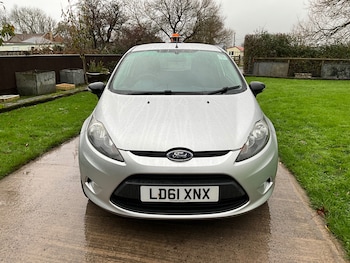 Used Ford Fiesta 2011 for sale - 76666287: Photo