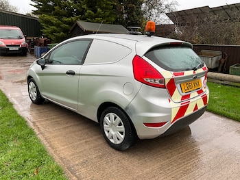 Used Ford Fiesta 2011 for sale - 76666287: Photo