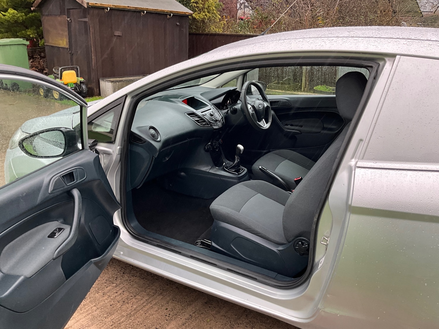 Used Ford Fiesta 2011 for sale - 76666287: Photo 8