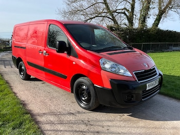 Peugeot Expert feature image