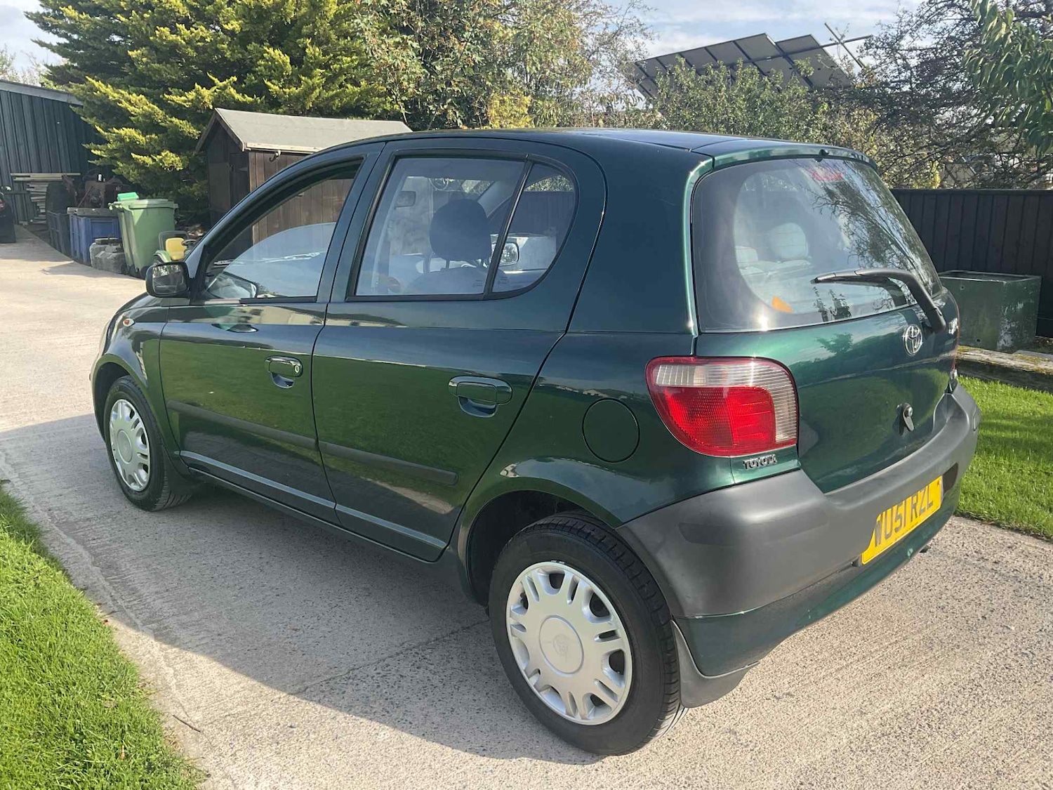 Used Toyota Yaris 2001 for sale - 76156612: Photo 4