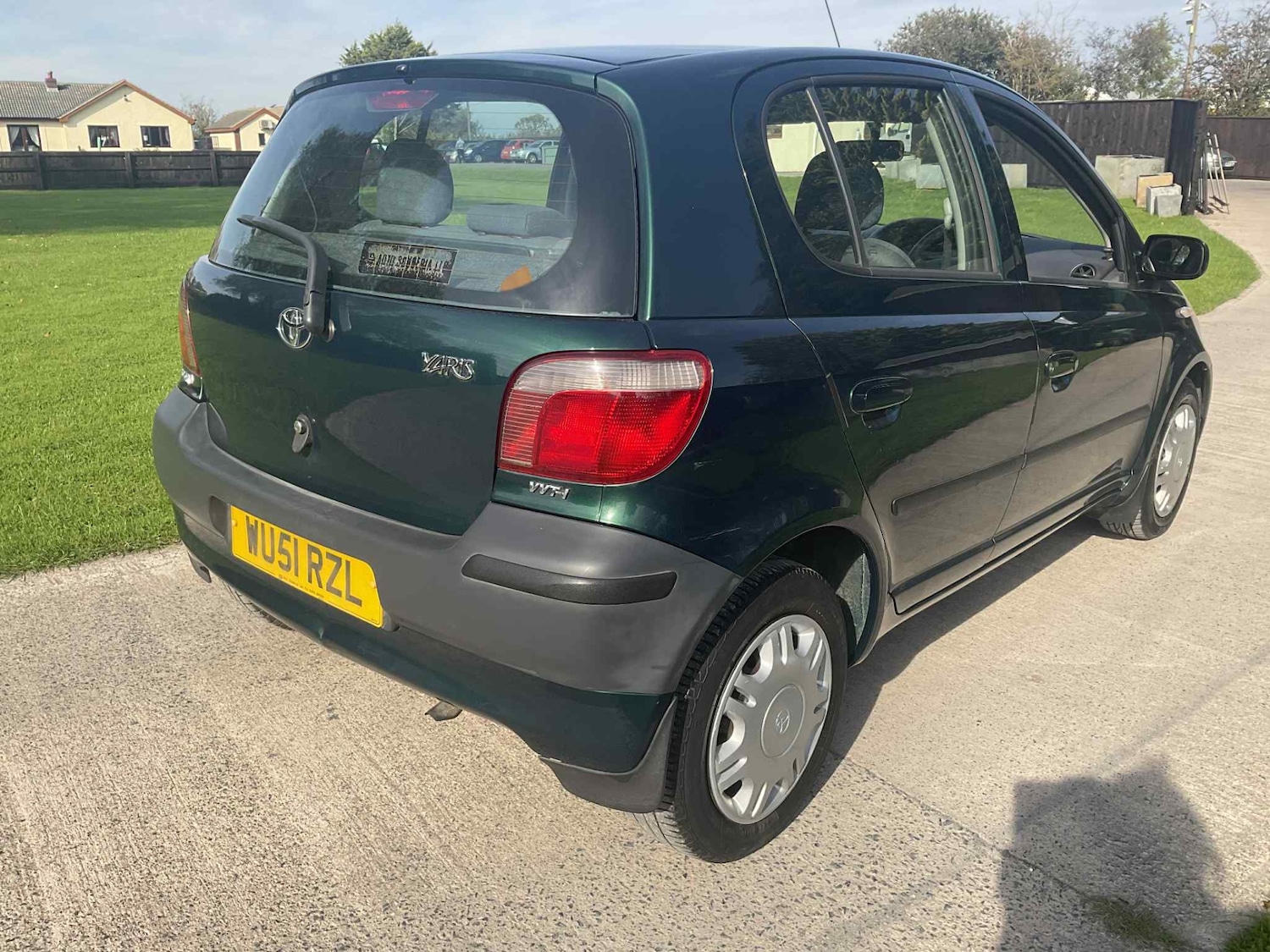Used Toyota Yaris 2001 for sale - 76156612: Photo 5