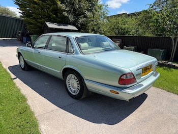 Used Jaguar XJ 1998 for sale - 78954504: Photo