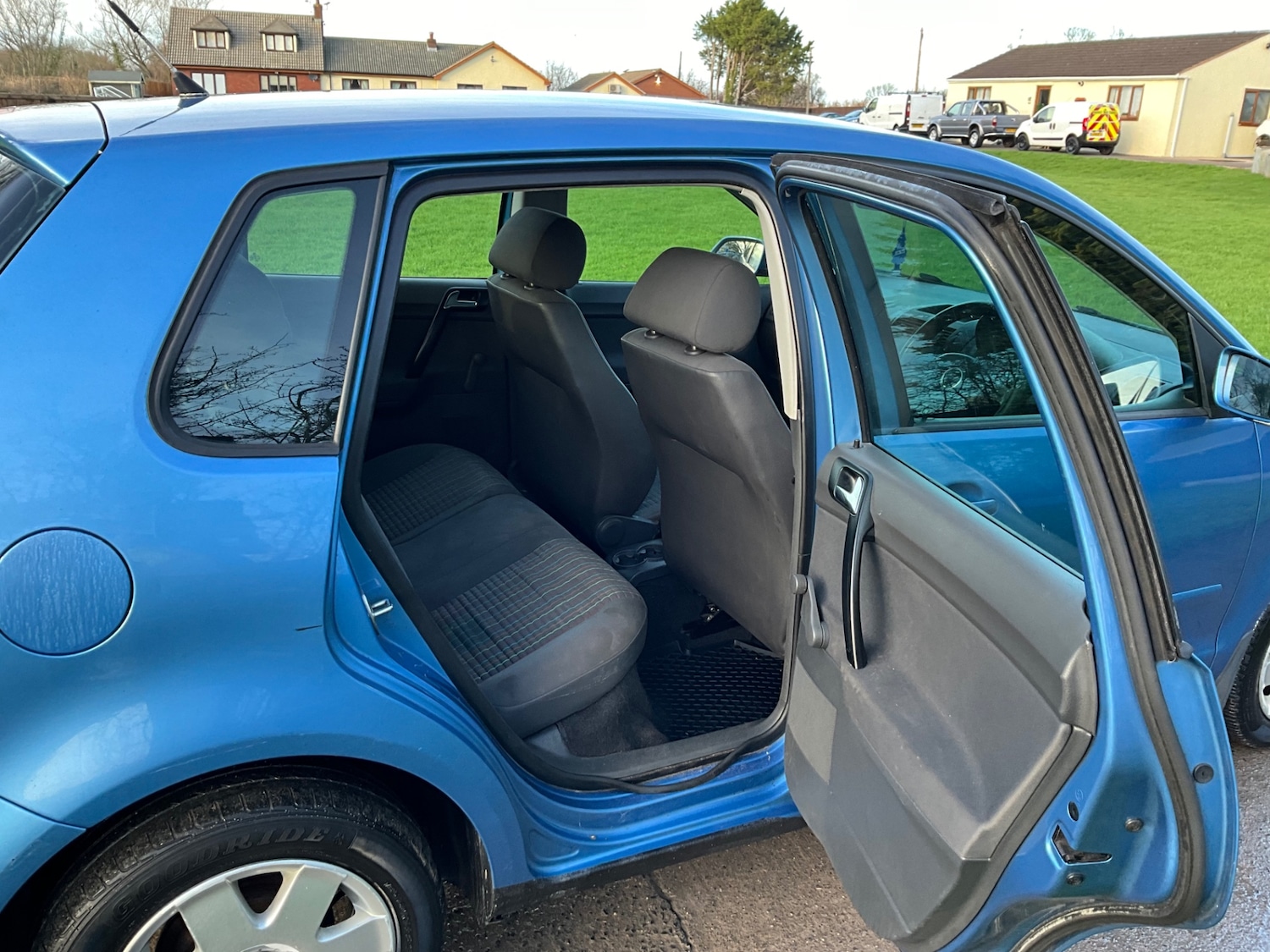 Used Volkswagen Polo 2005 for sale - 77014751: Photo 7