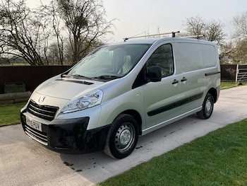 Used Peugeot Expert 2015 for sale - 77760824: Photo