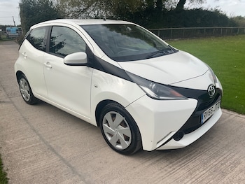 Toyota - AYGO