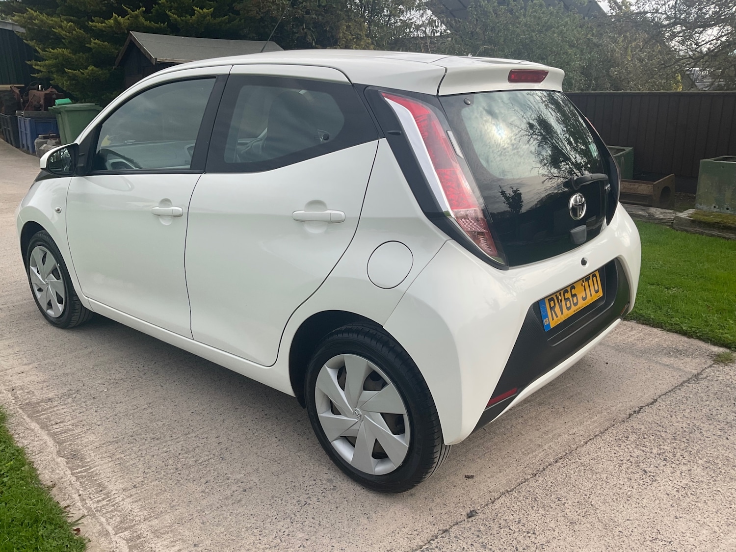 Used Toyota AYGO 2016 for sale - 76156571: Photo 5