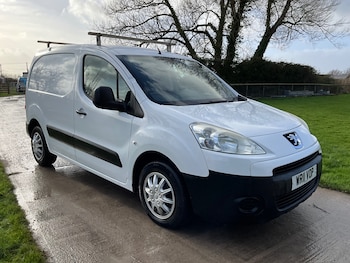 Used Peugeot Partner 2011 for sale - 77622769: Photo