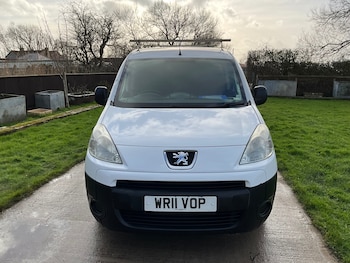 Used Peugeot Partner 2011 for sale - 77622769: Photo