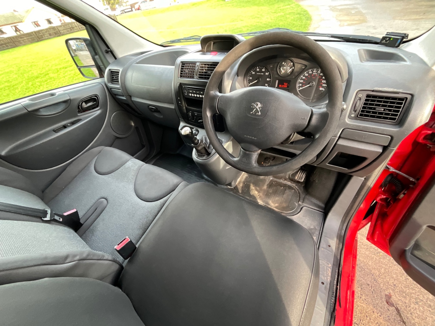 Used Peugeot Expert 2014 for sale - 76780468: Photo 14