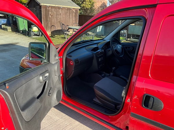 Used Vauxhall Combo 2010 for sale - 73839428: Photo 9