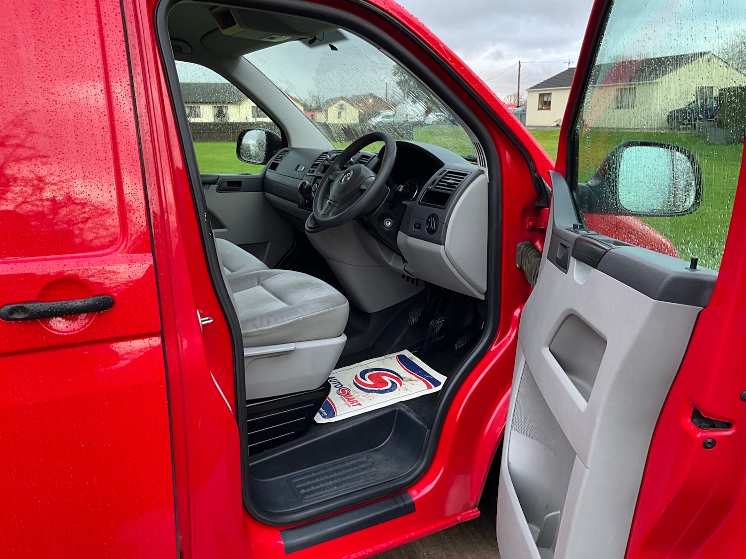 Used Volkswagen Transporter 2015 for sale - 77289488: Photo 12