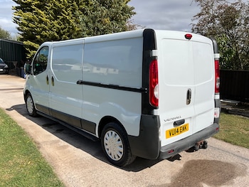 Used Vauxhall Vivaro 2014 for sale - 75704227: Photo