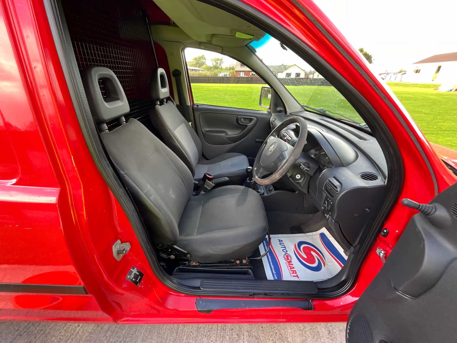 Used Vauxhall Combo 2010 for sale - 75922337: Photo 12