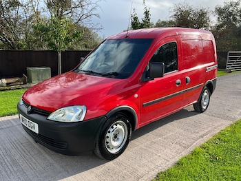 Used Vauxhall Combo 2010 for sale - 75922337: Photo 3