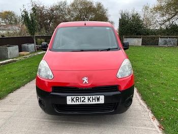 Used Peugeot Partner 2012 for sale - 76243351: Photo 2
