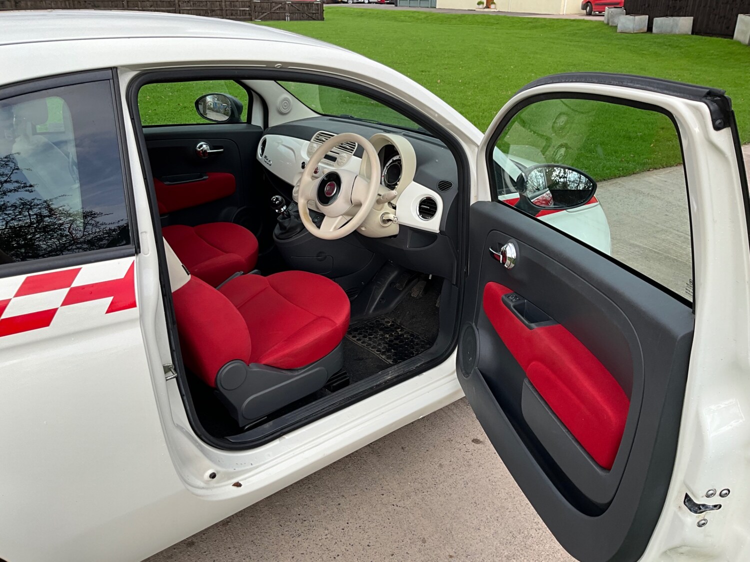 Fiat 500 2011 (61) - 1.2 Pop 3dr [Start Stop] - Image 8