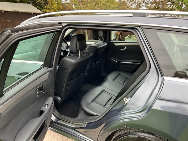 Used Mercedes-Benz E Class 2013 for sale - 76288515: Photo 8