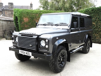 Used Land Rover Defender 110 2014 for sale - 79326720: Photo
