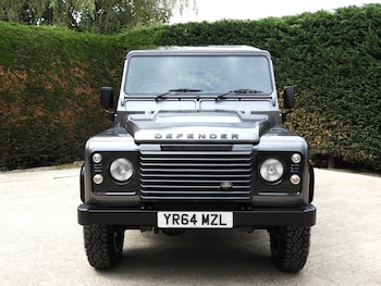 Used Land Rover Defender 110 2014 for sale - 79326720: Photo