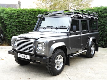 Used Land Rover Defender 110 2016 for sale - 76208677: Photo