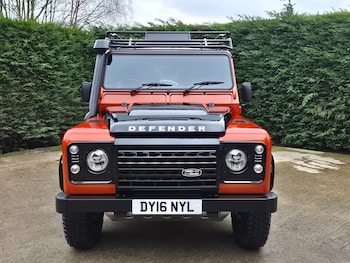 Used Land Rover Defender 90 2016 for sale - 77504362: Photo