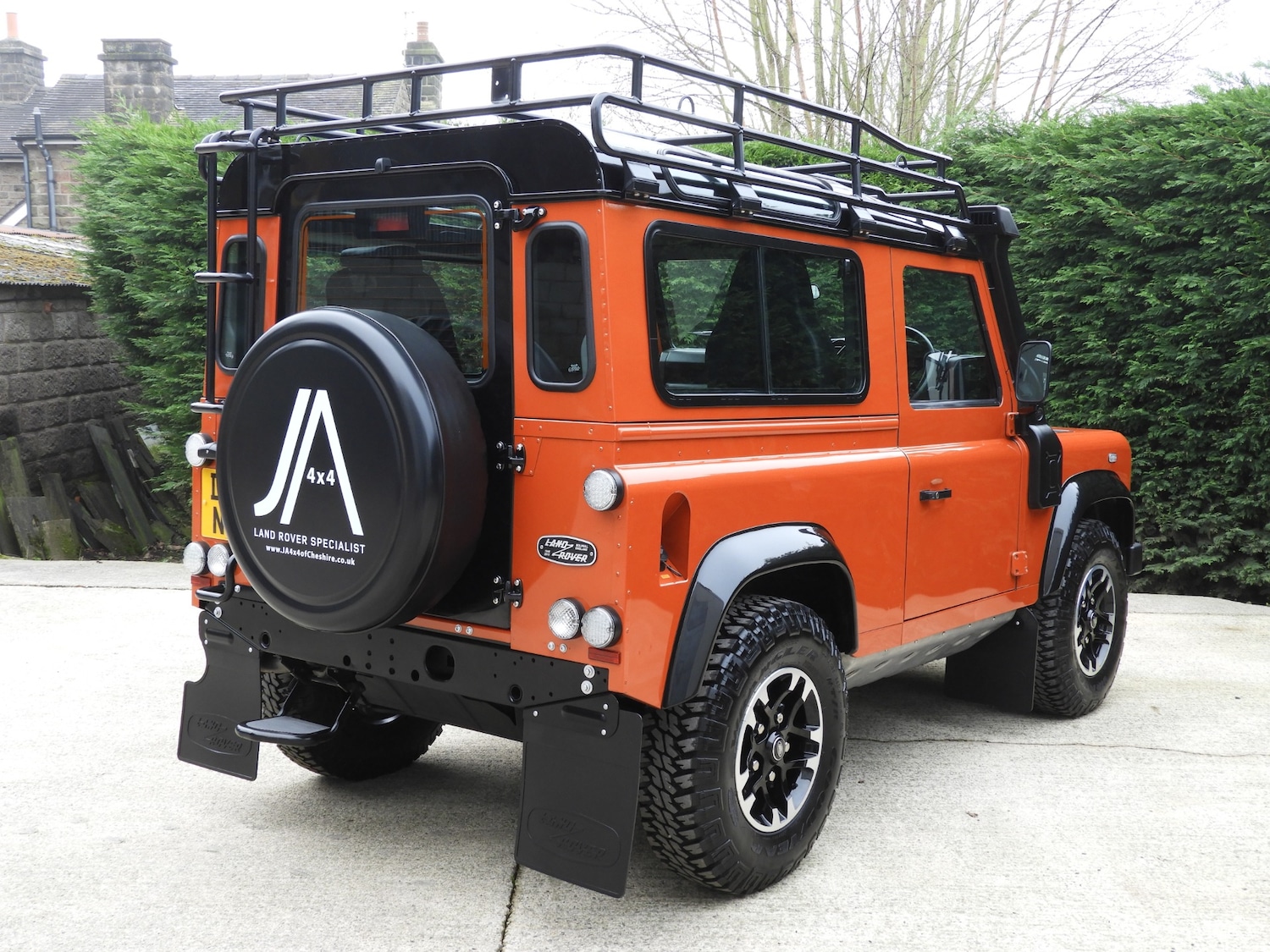 Used Land Rover Defender 90 2016 for sale - 77504362: Photo 5