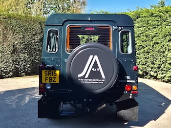 Used Land Rover Defender 110 2015 for sale - 78179922: Photo