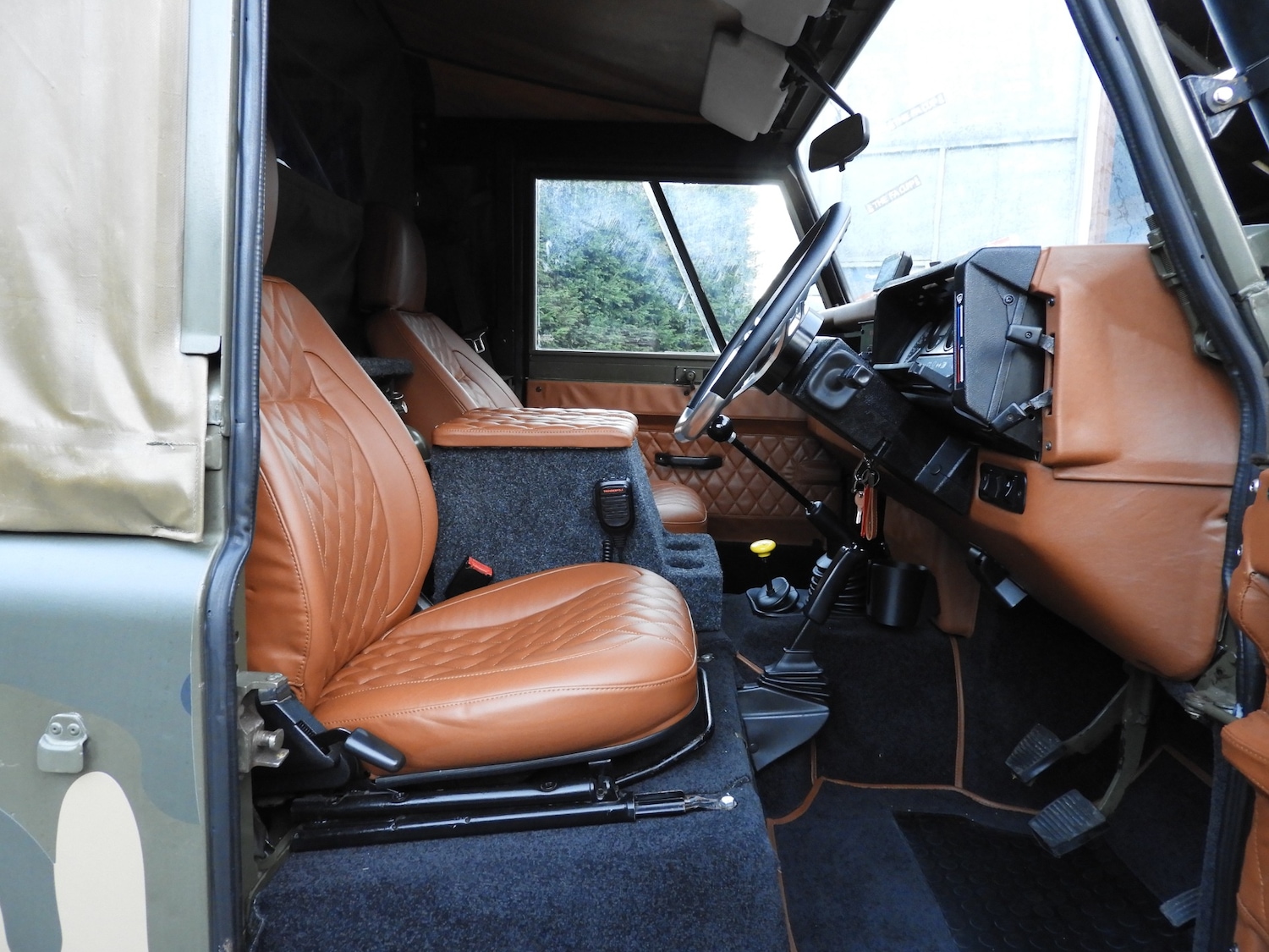 Used Land Rover Defender 90 1998 for sale - 77005445: Photo 9