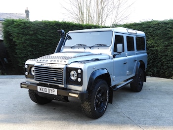 Used Land Rover Defender 110 2010 for sale - 76602740: Photo