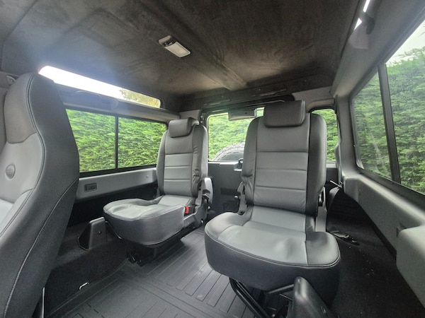 Used Land Rover Defender 90 2014 for sale - 76265331: Photo 13