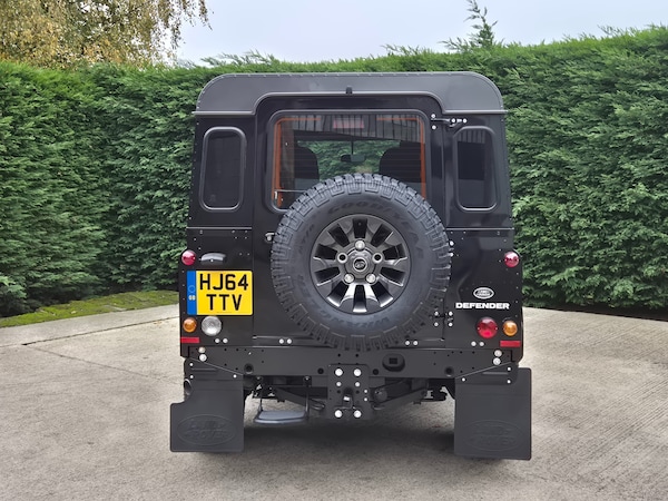 Used Land Rover Defender 90 2014 for sale - 76265331: Photo 4