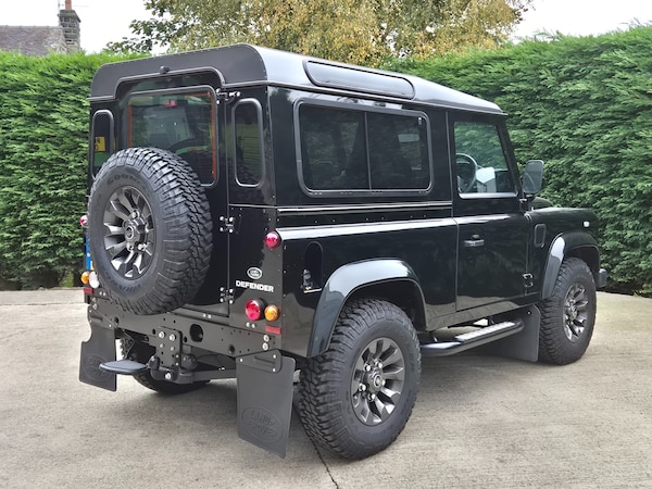 Used Land Rover Defender 90 2014 for sale - 76265331: Photo 5