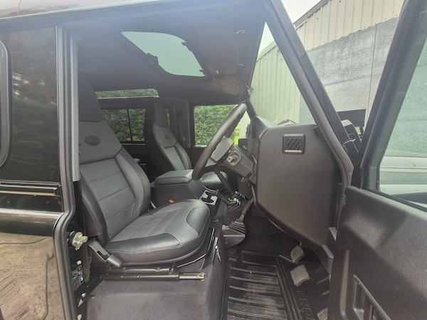 Used Land Rover Defender 90 2014 for sale - 76265331: Photo 9