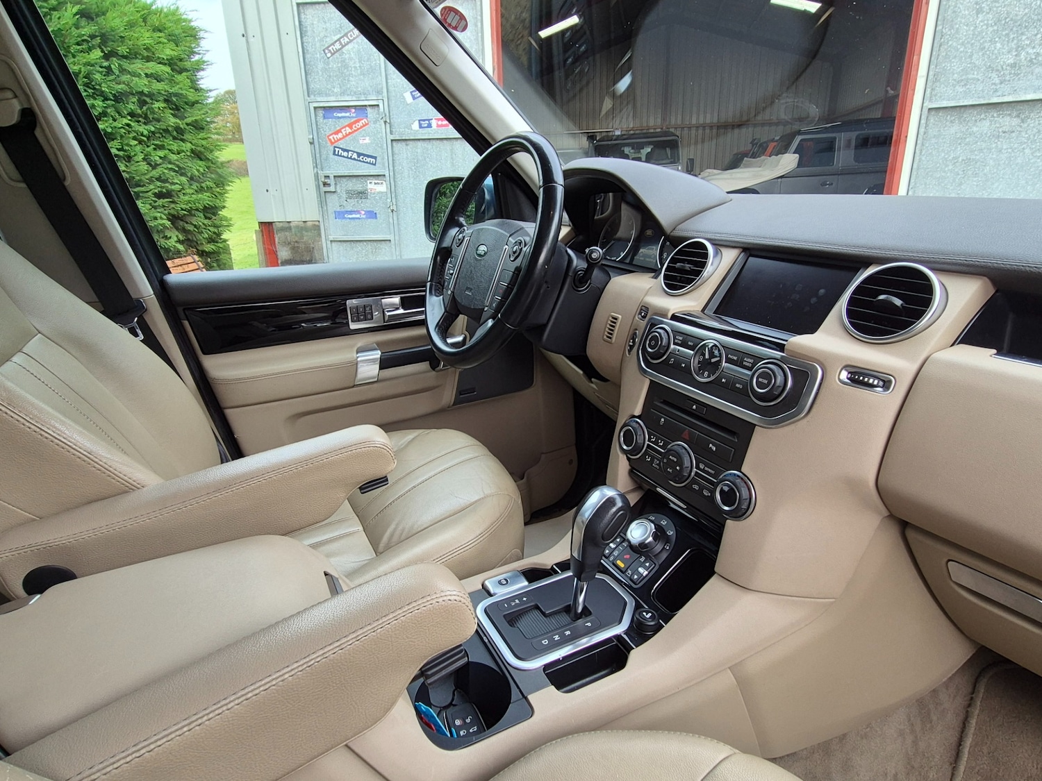 Used Land Rover Discovery 2020 for sale - 76452383: Photo 13