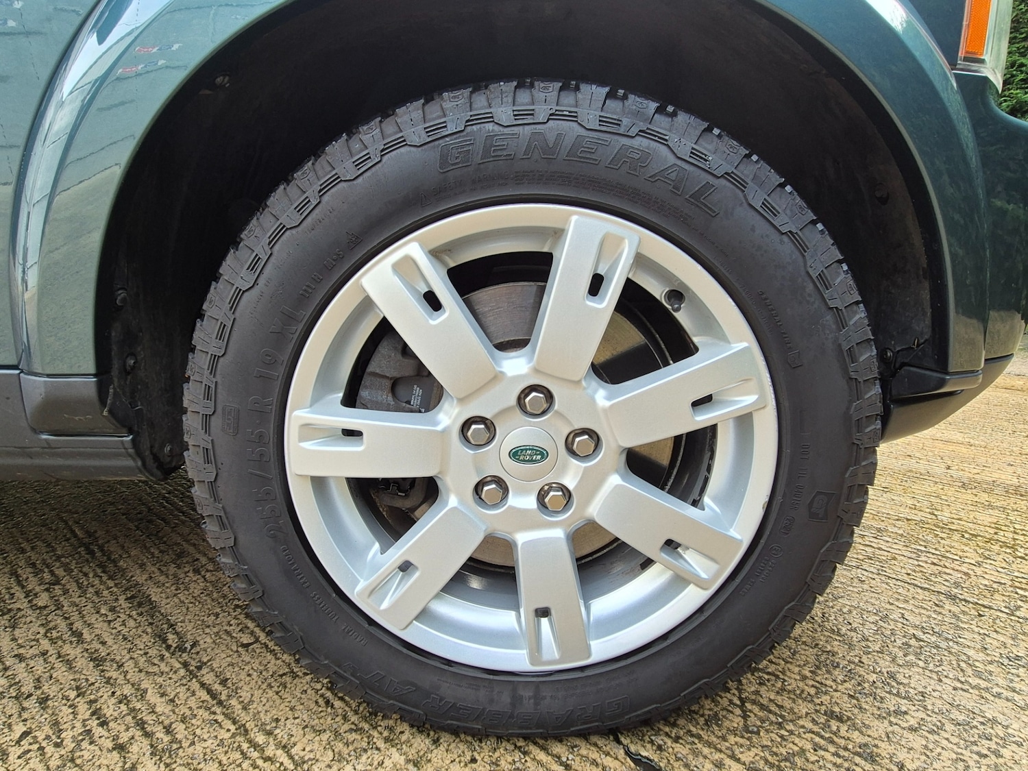 Used Land Rover Discovery 2020 for sale - 76452383: Photo 6