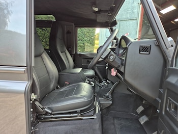 Used Land Rover Defender 90 2015 for sale - 79479071: Photo